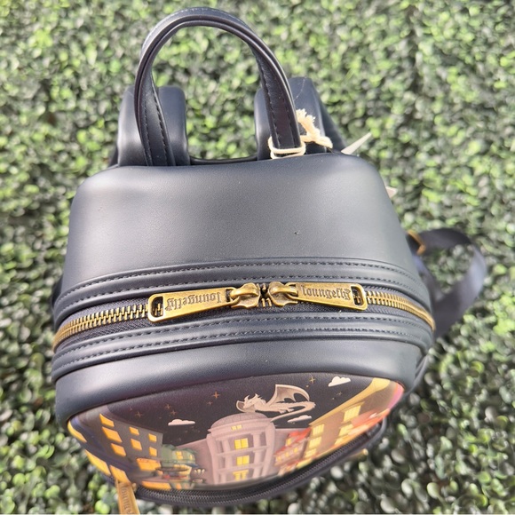 ✨?NWT Loungefly Harry Potter Diagon Alley Sequin Accented Navy Mini Backpack✨? main image 14